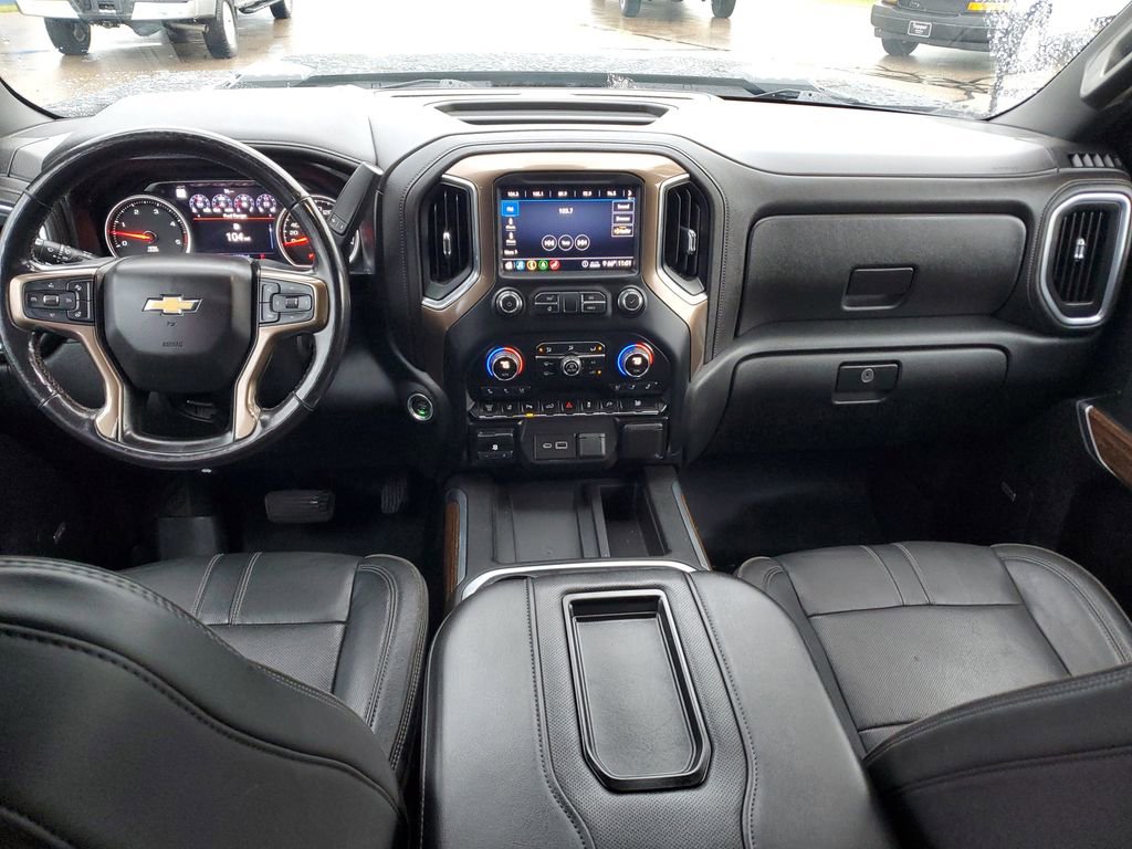 Used 2020 Chevrolet Silverado 2500 High Country w/ Technology Package AWD/4WD image 10