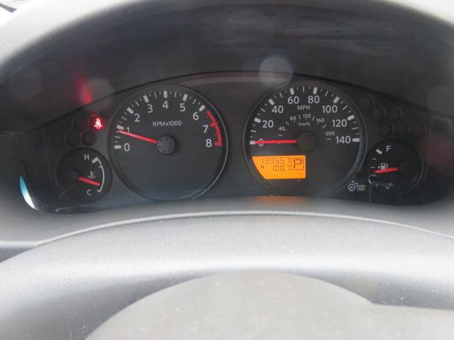 Used 2012 Suzuki Equator Premium image 14