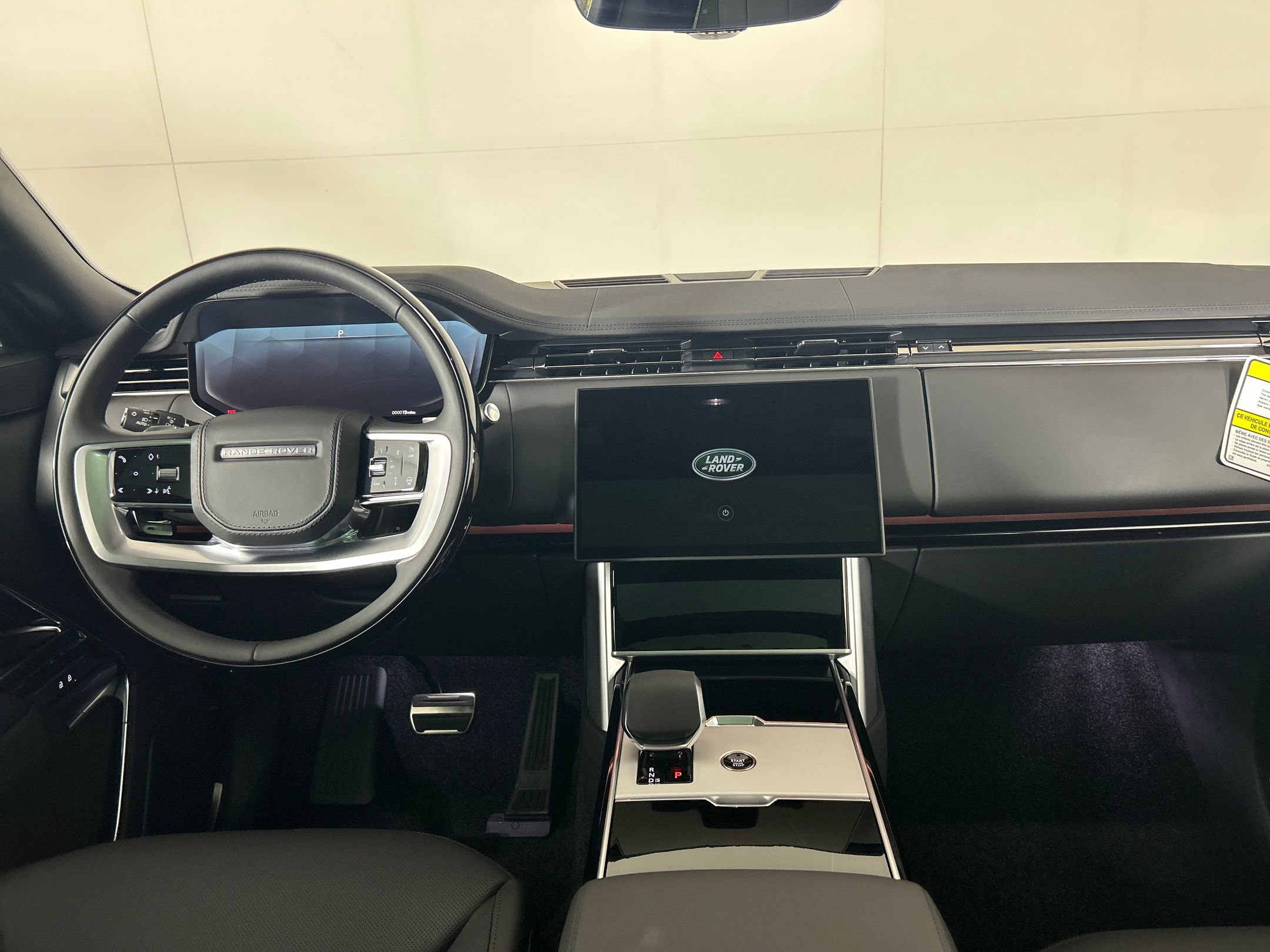 New 2025 Land Rover Range Rover SE image 12