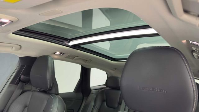 Used 2019 Volvo XC60 T5 Inscription w/ Protection Package AWD/4WD image 22