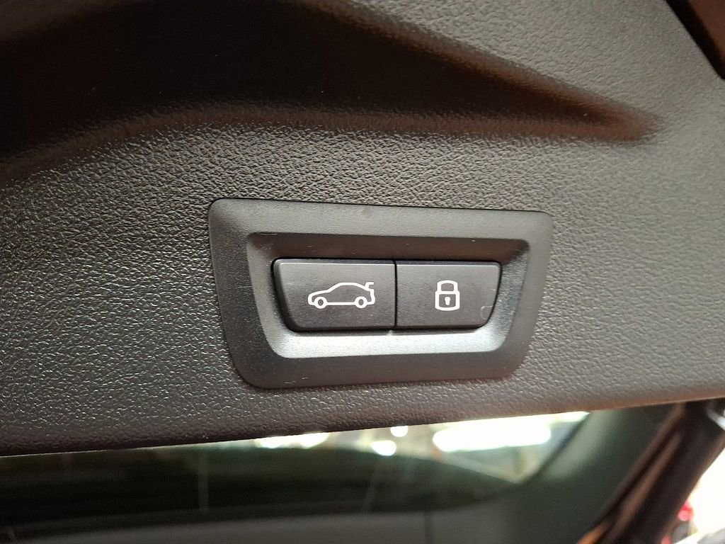 Certified 2024 BMW X5 xDrive40i w/ Premium Package AWD/4WD image 29