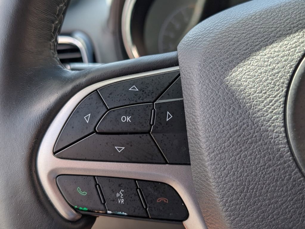 Used 2019 Jeep Grand Cherokee Overland image 25