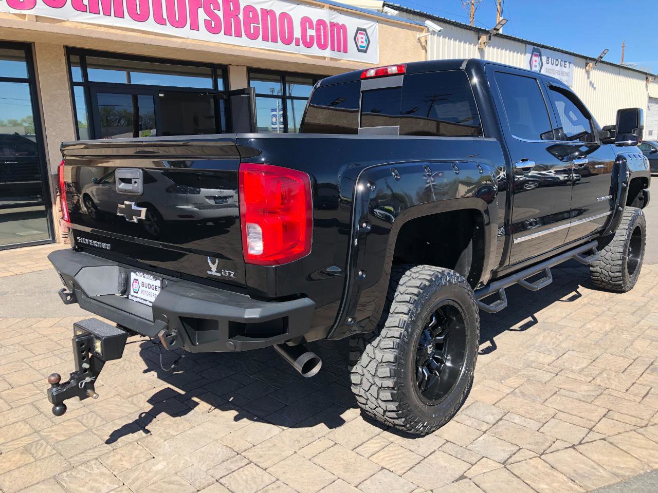 Used 2016 Chevrolet Silverado 1500 LTZ image 2