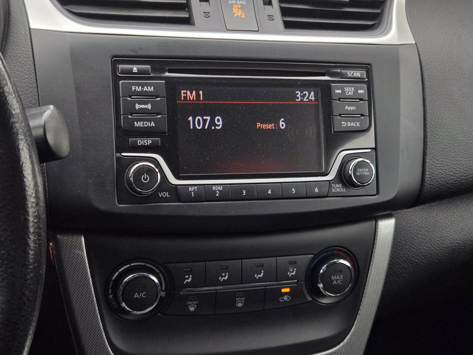 Used 2015 Nissan Sentra FWD image 13