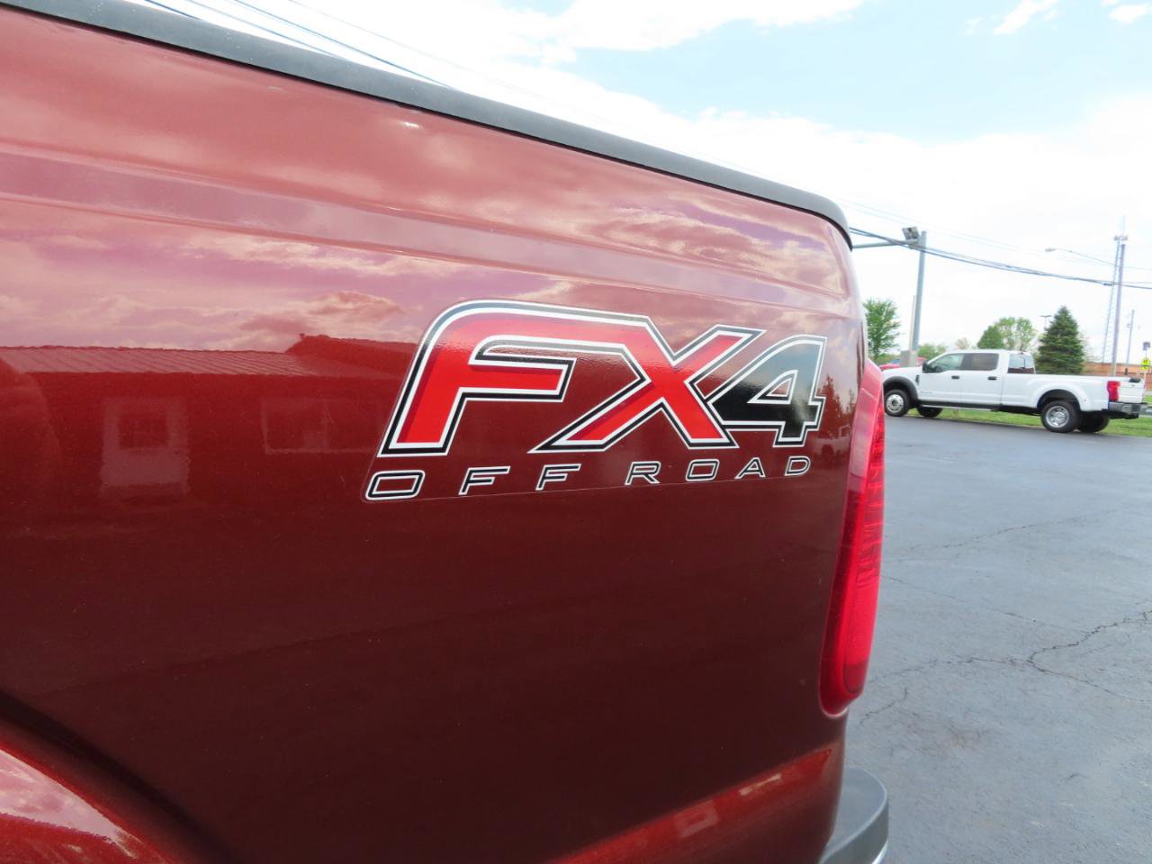 Used 2016 Ford F250 Lariat w/ Lariat Interior Package AWD/4WD image 17