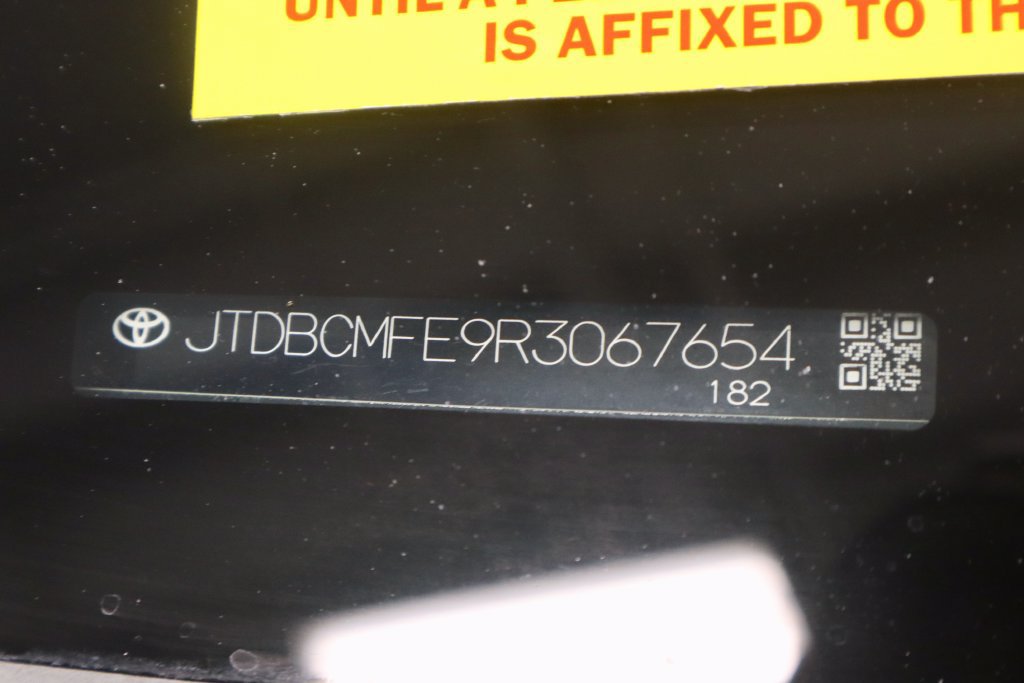 Used 2024 Toyota Corolla SE w/ Convenience Package FWD image 32