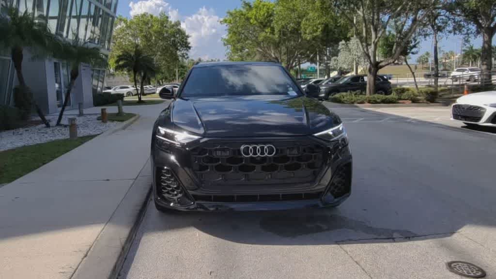 New 2027 Audi Q8 Premium Plus AWD/4WD image 3