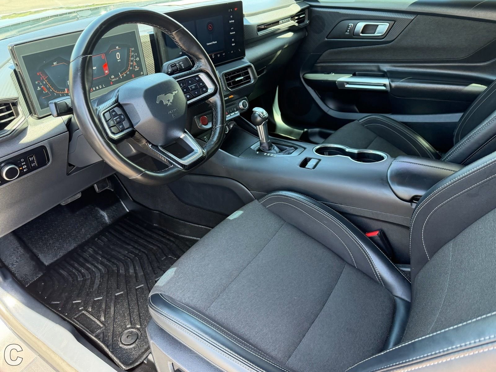 Used 2024 Ford Mustang Coupe RWD image 16