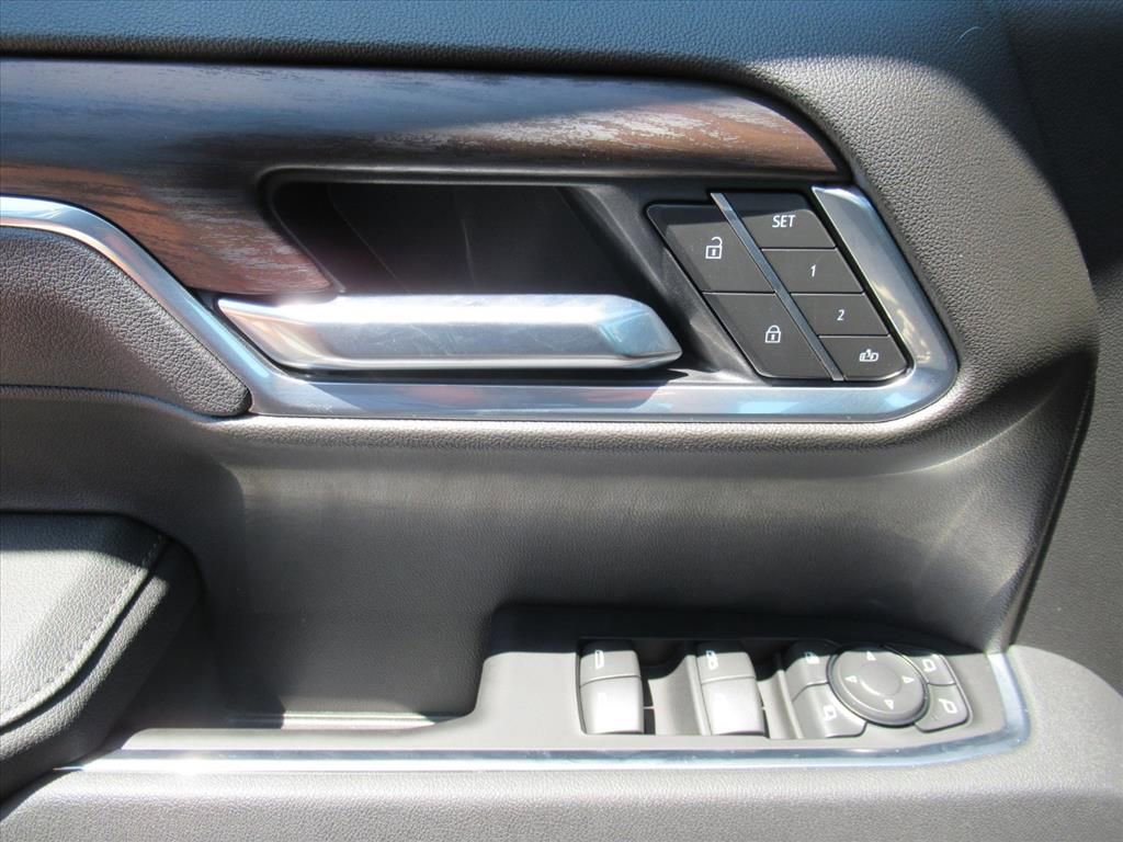 Used 2026 GMC Sierra 1500 SLT image 19