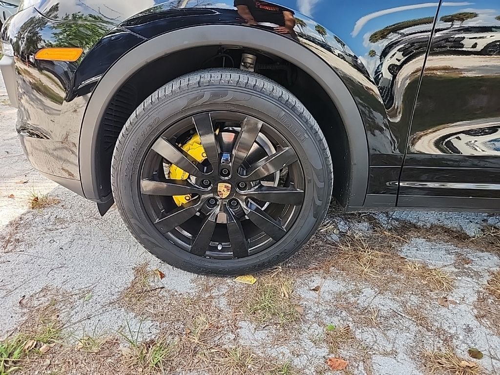 Used 2015 Porsche Cayenne Diesel AWD/4WD image 7