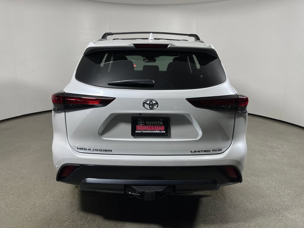 New 2026 Toyota Highlander Limited AWD/4WD image 4