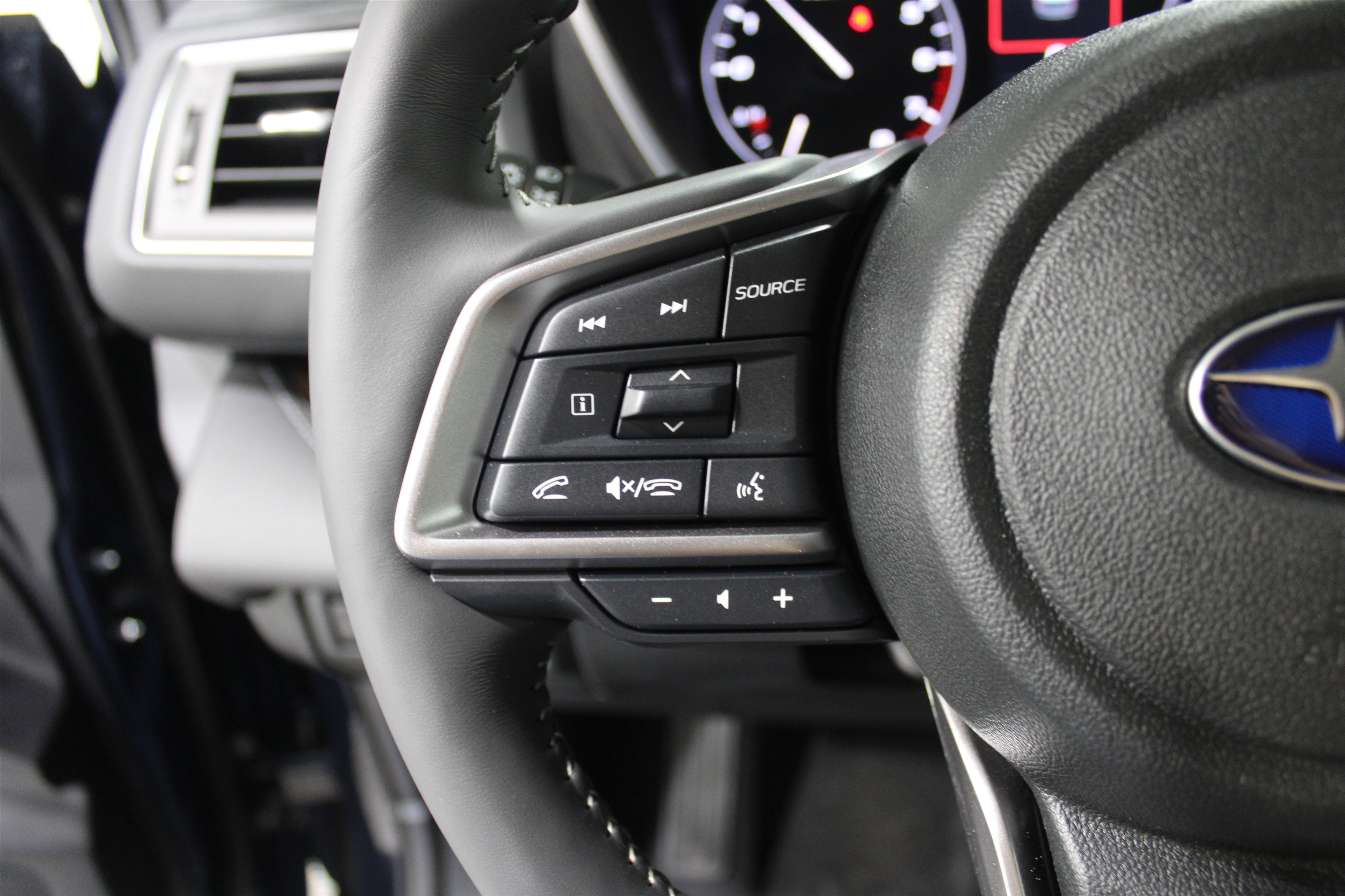 New 2025 Subaru Ascent Touring image 10