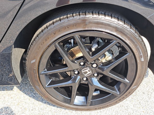 Used 2025 Honda Civic Sport image 31