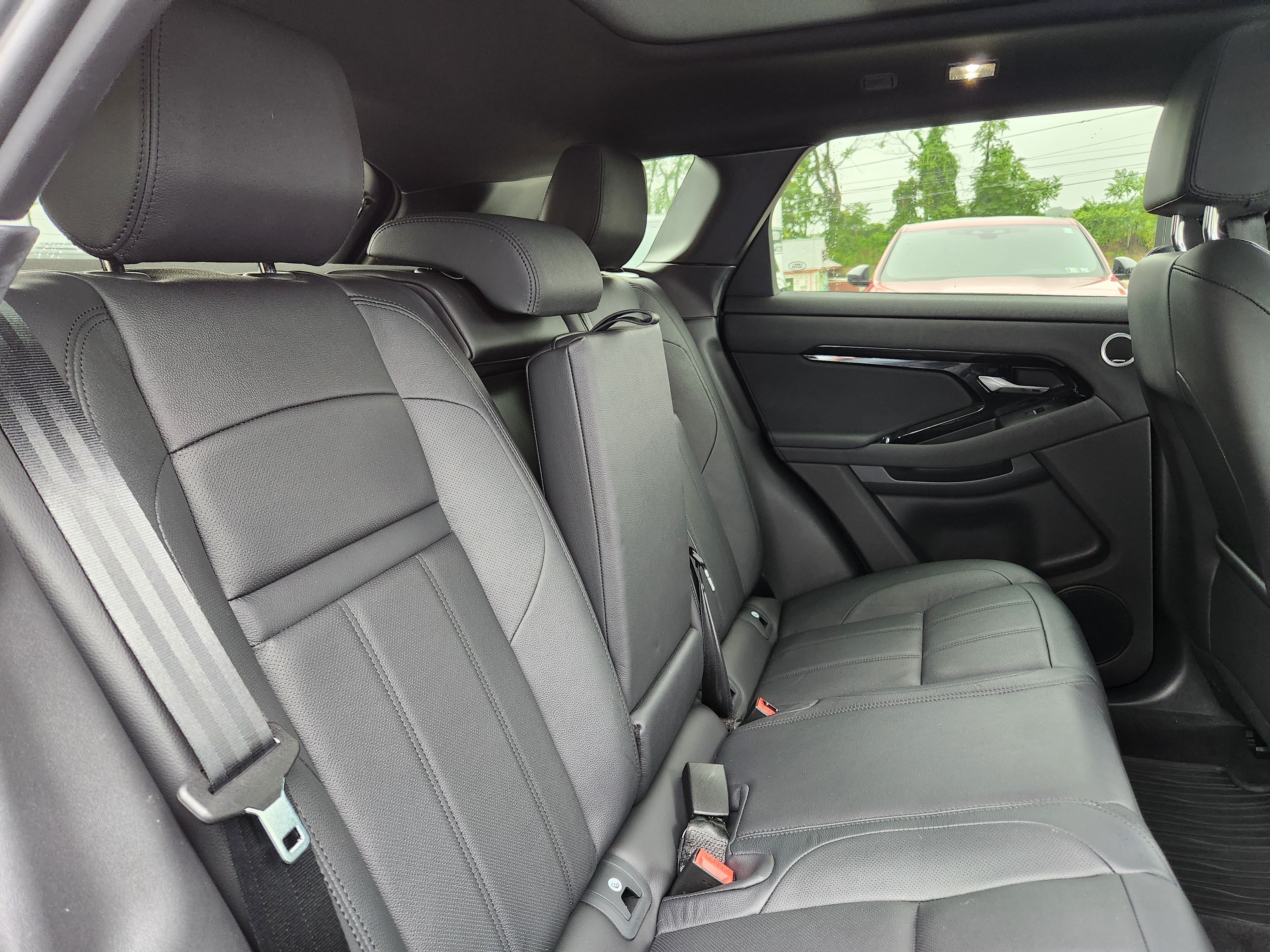 Certified 2025 Land Rover Range Rover Evoque S AWD/4WD image 15