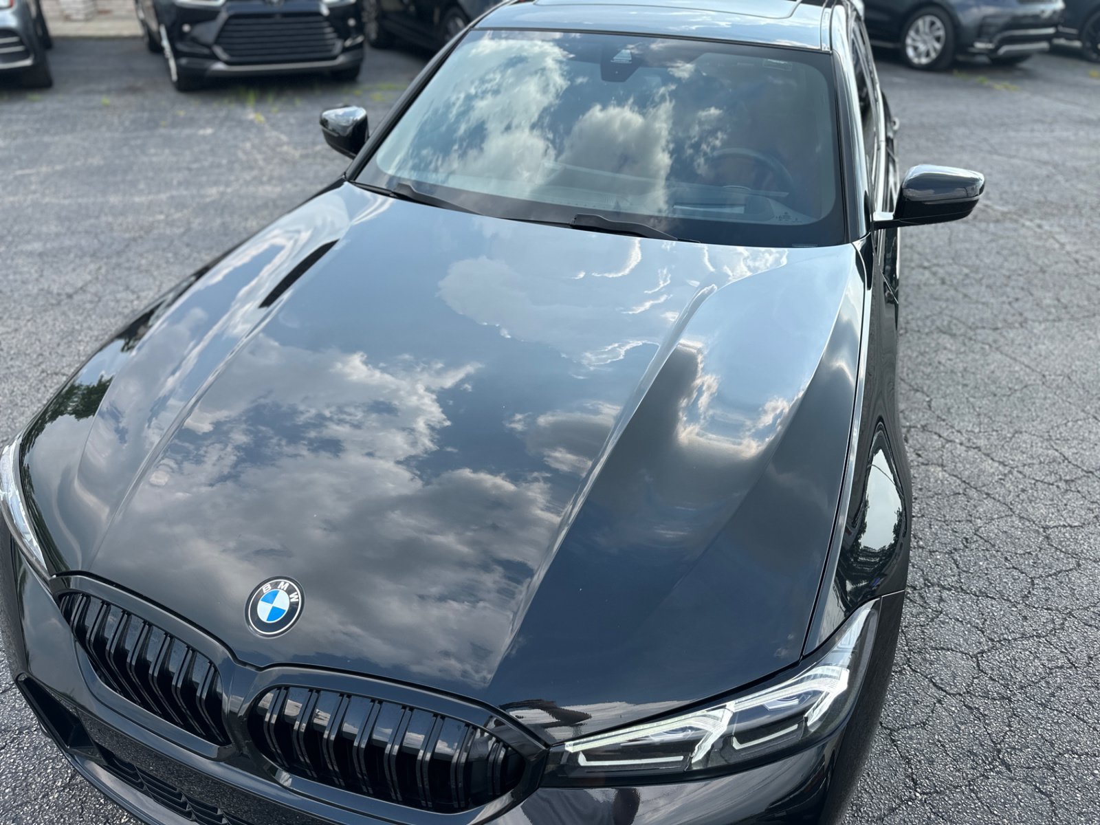 Used 2024 BMW 330i xDrive Sedan w/ M Sport Package AWD/4WD image 9