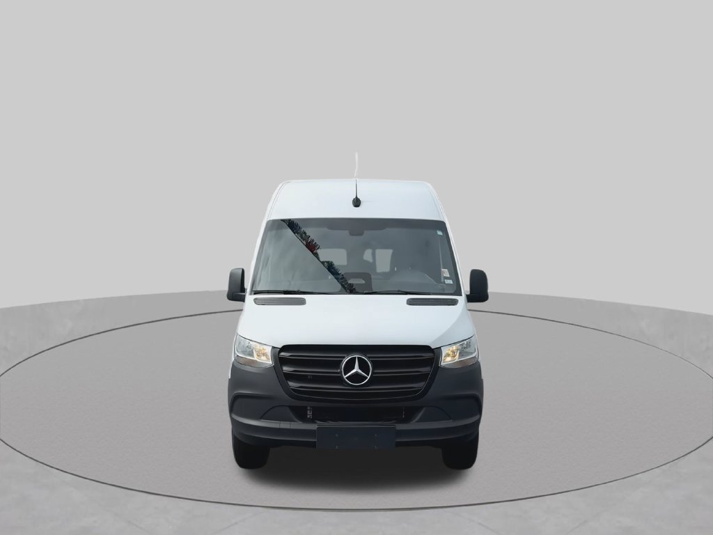 Used 2025 Mercedes-Benz Sprinter 2500 image 3