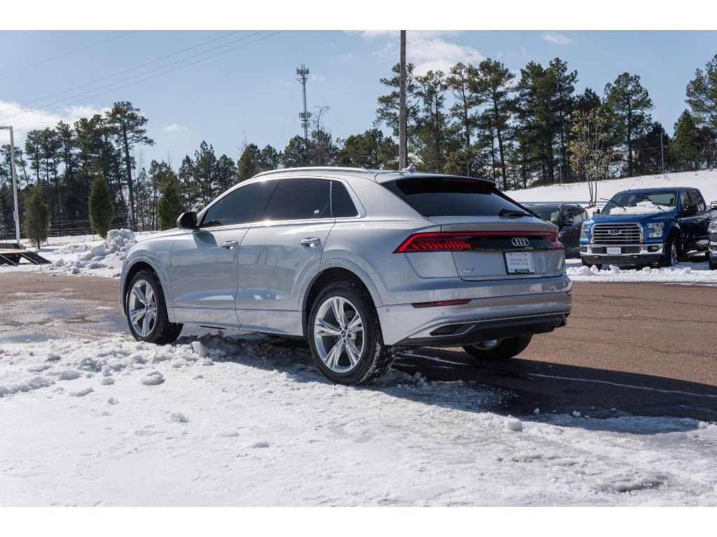 Used 2022 Audi Q8 Premium Plus image 7