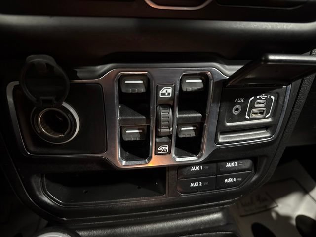 Used 2020 Jeep Wrangler Unlimited Sport AWD/4WD image 23