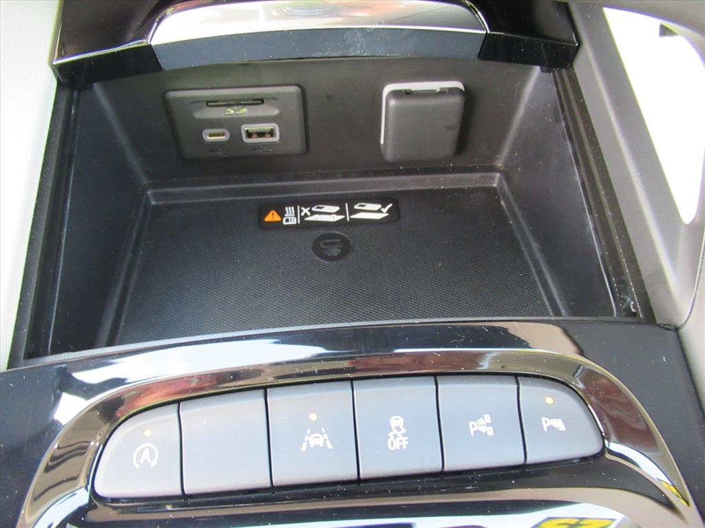 Used 2023 Buick Envision Avenir image 28