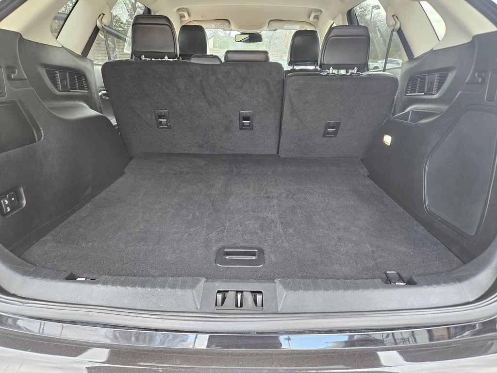 Used 2024 Ford Edge Titanium image 25