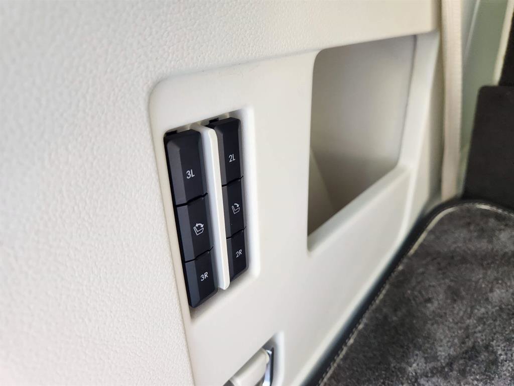 Certified 2021 Lincoln Navigator Black Label image 23