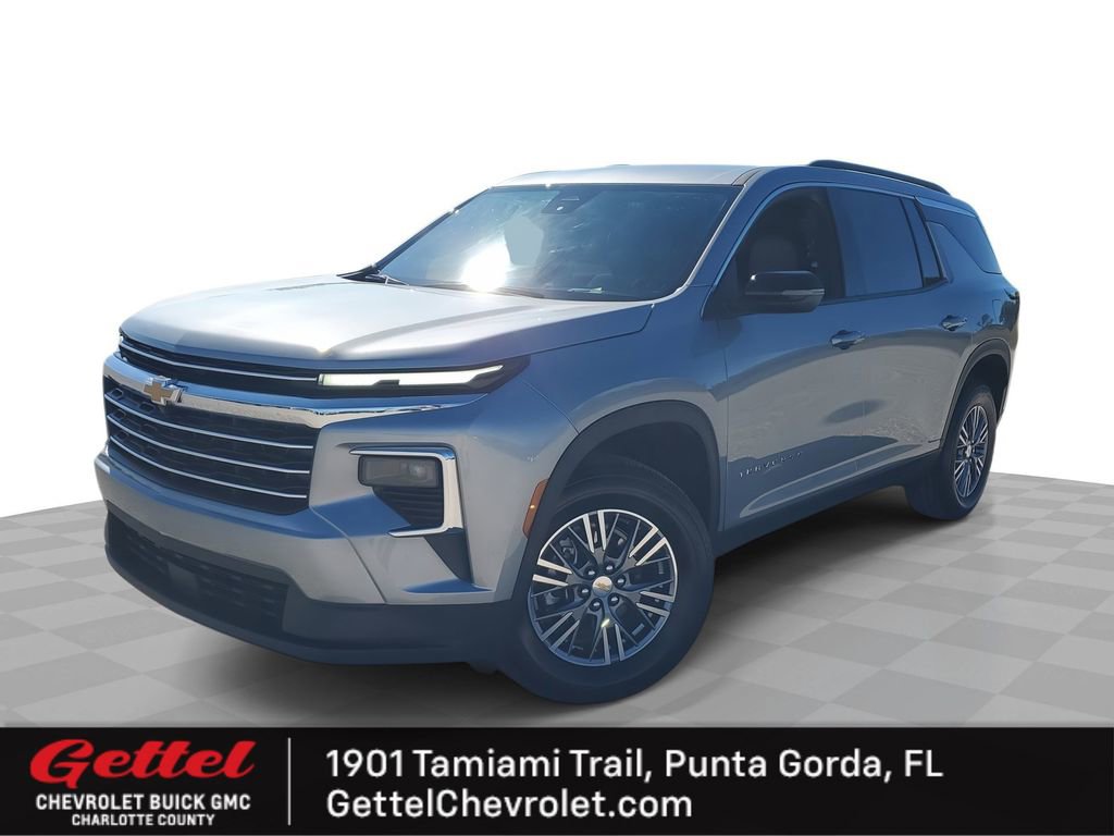 Used 2025 Chevrolet Traverse LT image 1