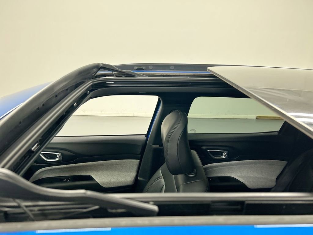 Used 2024 Jeep Compass Latitude w/ Sun and Sound Group image 19