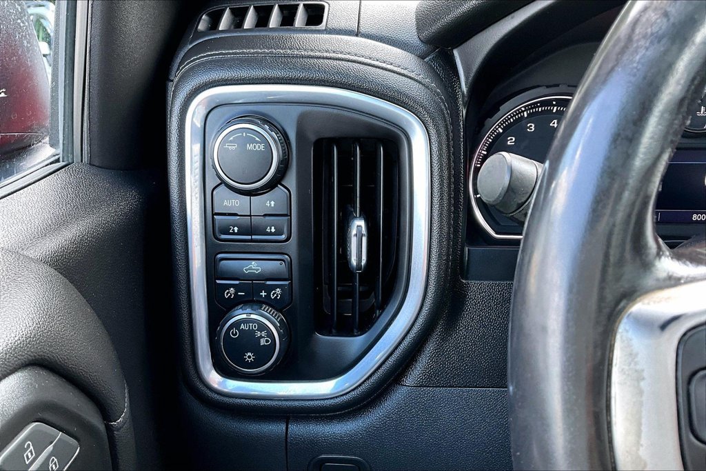 Used 2021 Chevrolet Silverado 1500 LT AWD/4WD image 16
