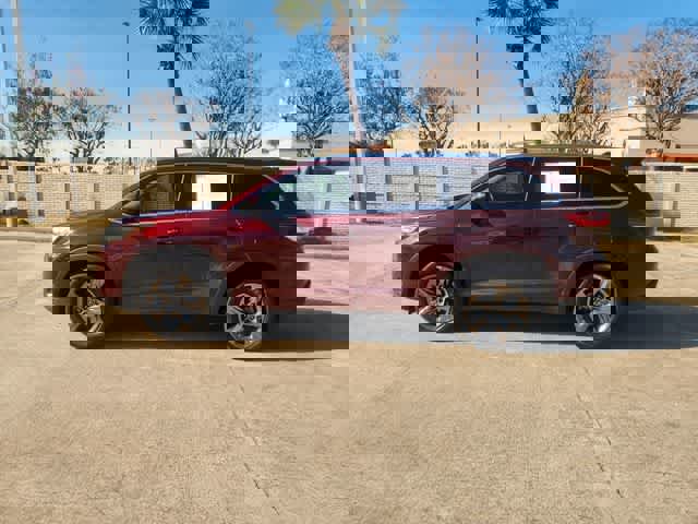 Used 2017 Toyota Highlander Limited Platinum image 3