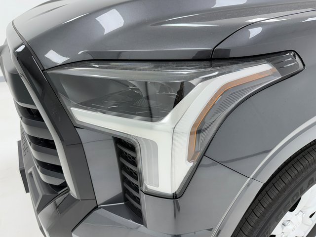 New 2026 Toyota Tundra SR image 6