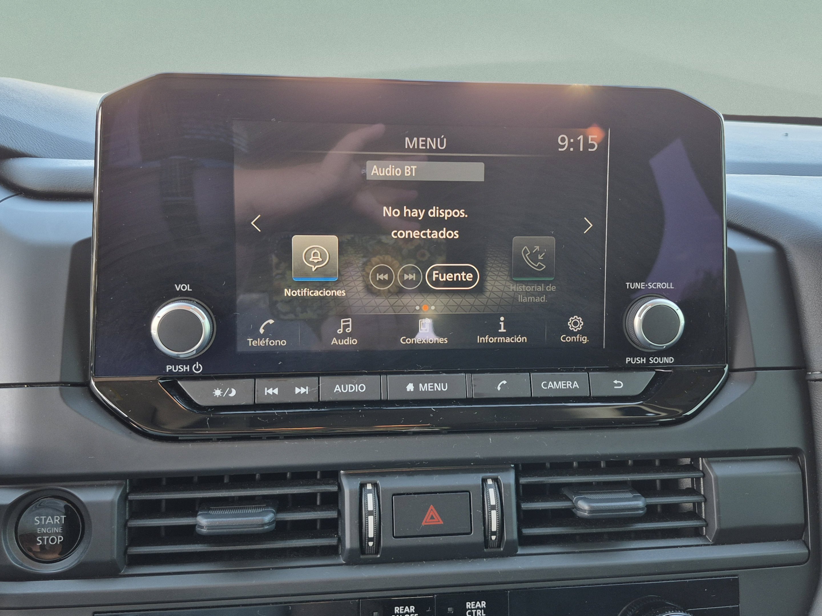 Certified 2025 Nissan Pathfinder S FWD image 28