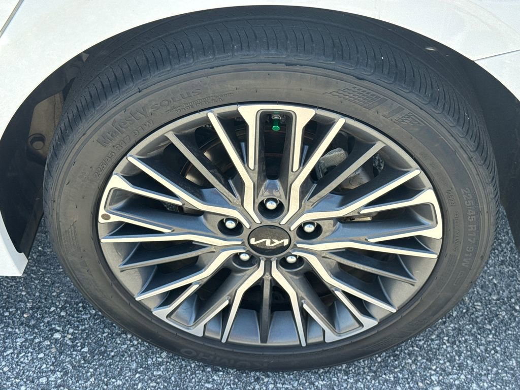 Used 2023 Kia Forte GT-Line FWD image 20