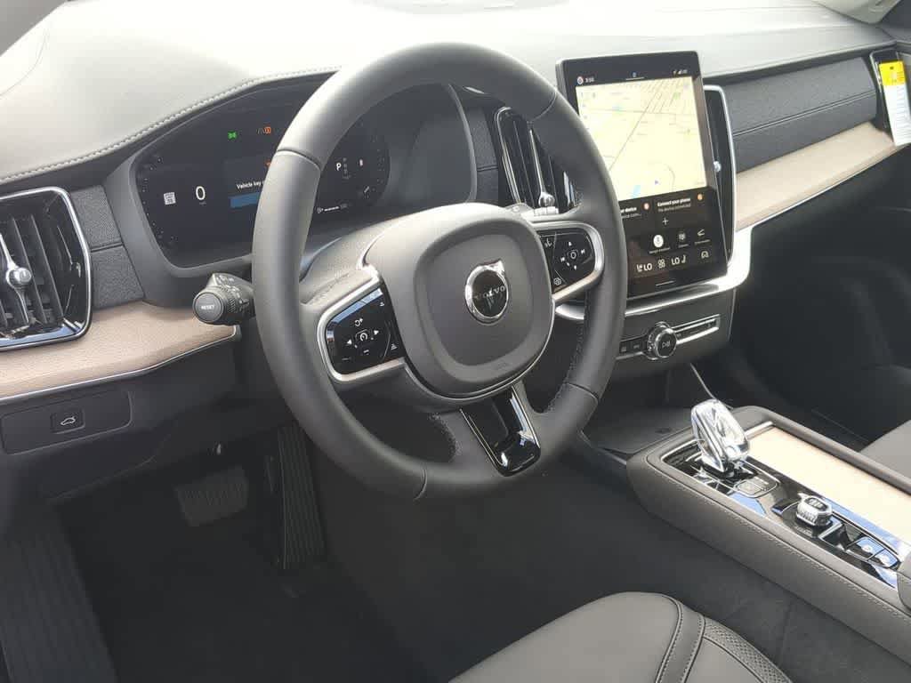 New 2026 Volvo XC90 B6 Plus AWD/4WD image 2