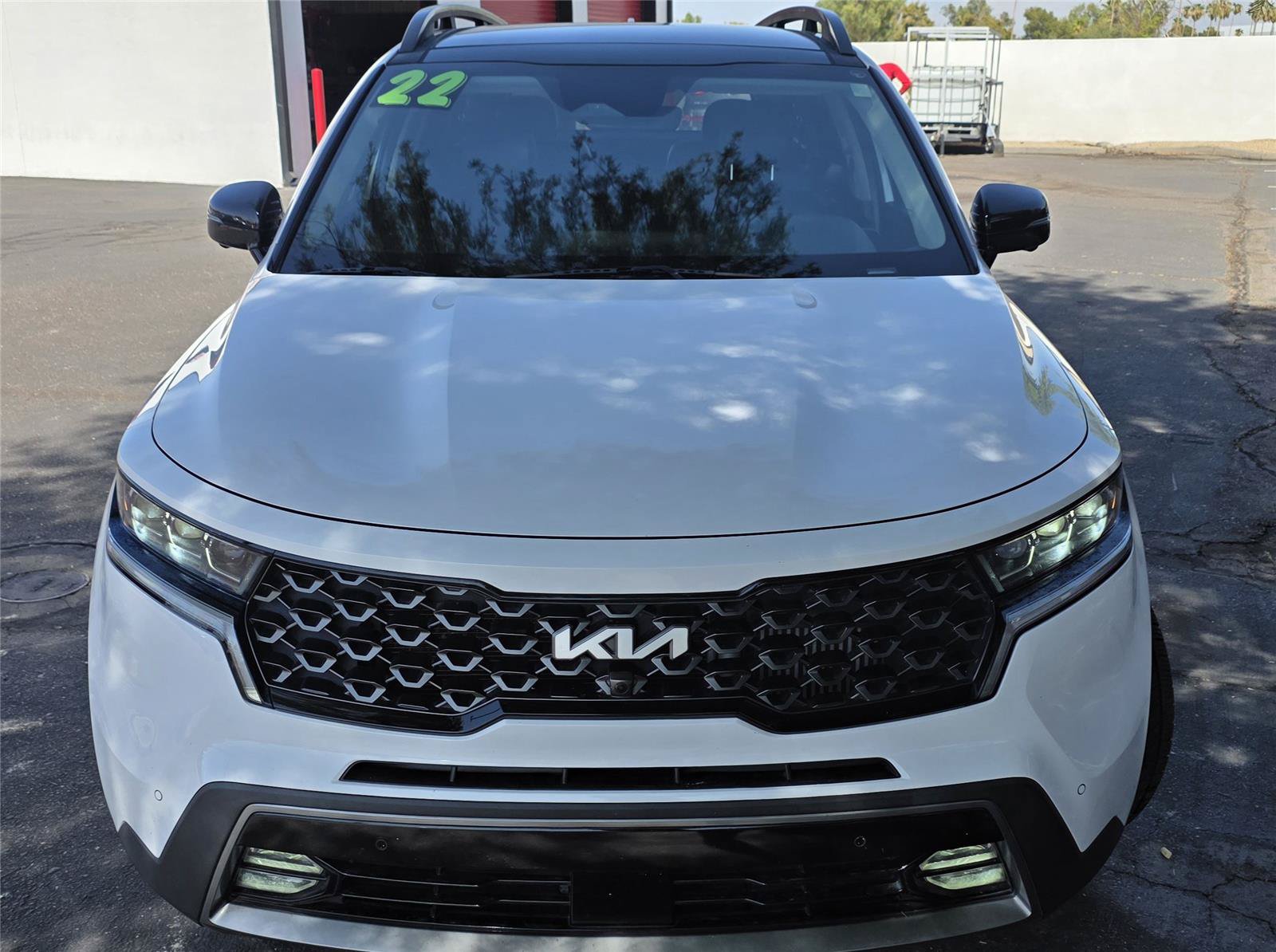 Used 2022 Kia Sorento SX Prestige AWD/4WD image 2