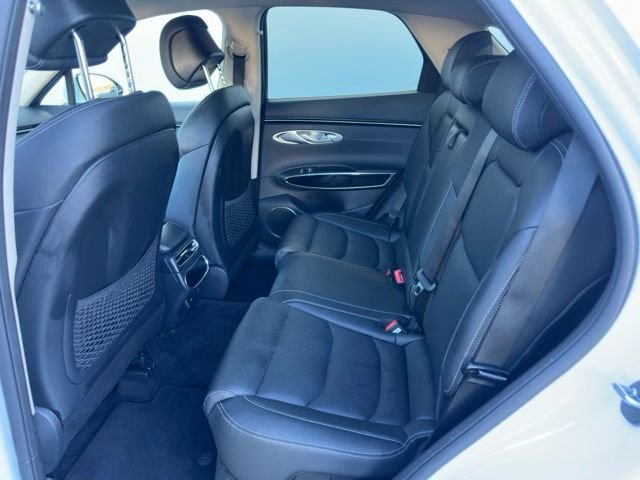 Used 2025 Genesis GV70 2.5T AWD/4WD image 21