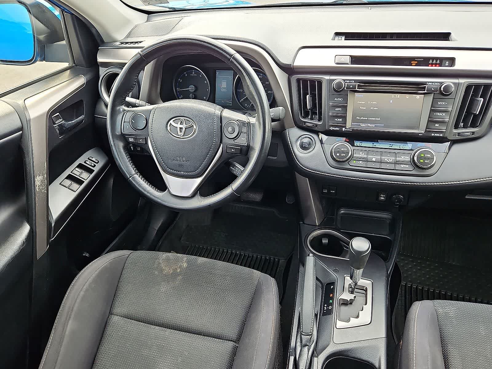 Used 2018 Toyota RAV4 XLE w/ Plus Extra Value Package FWD image 10