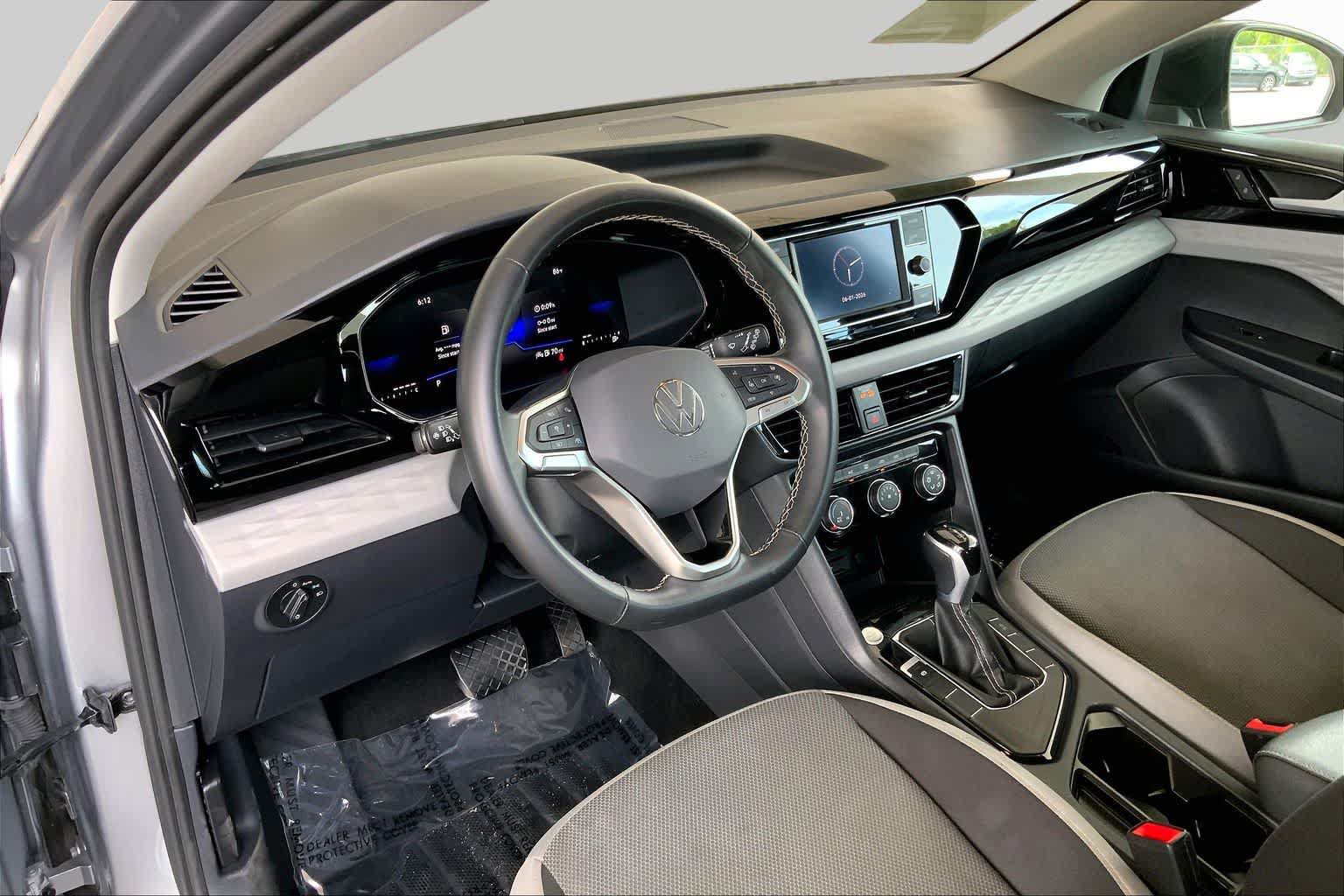Used 2024 Volkswagen Taos S FWD image 18