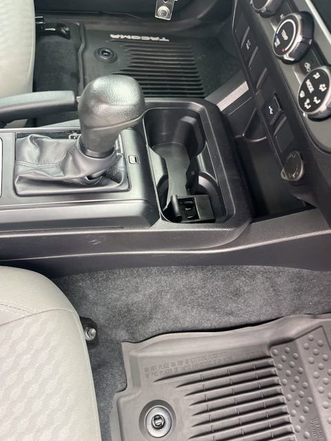 Used 2020 Toyota Tacoma SR image 25