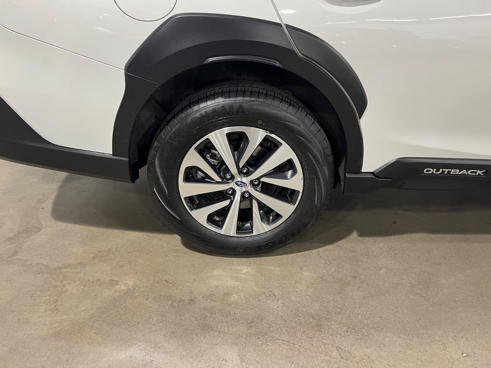 Used 2024 Subaru Outback Premium AWD/4WD image 39