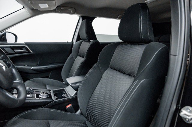 Used 2022 Mitsubishi Outlander ES image 9