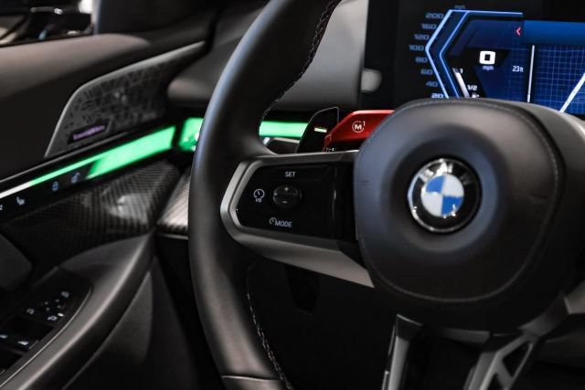 Used 2025 BMW M5 Touring w/ M Driver's Package AWD/4WD image 21