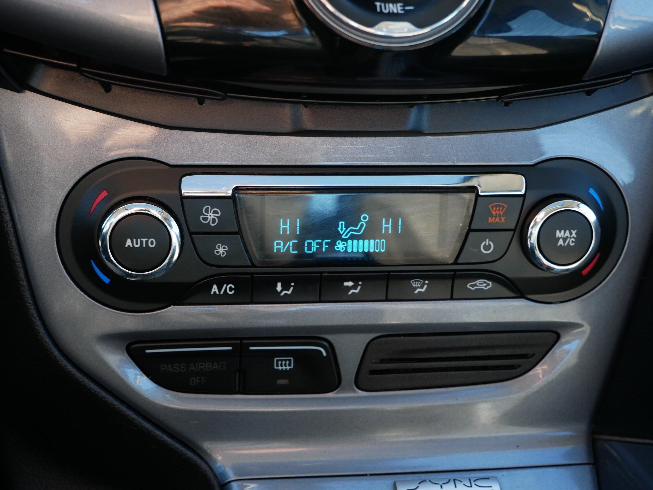 Used 2013 Ford Focus Titanium image 23