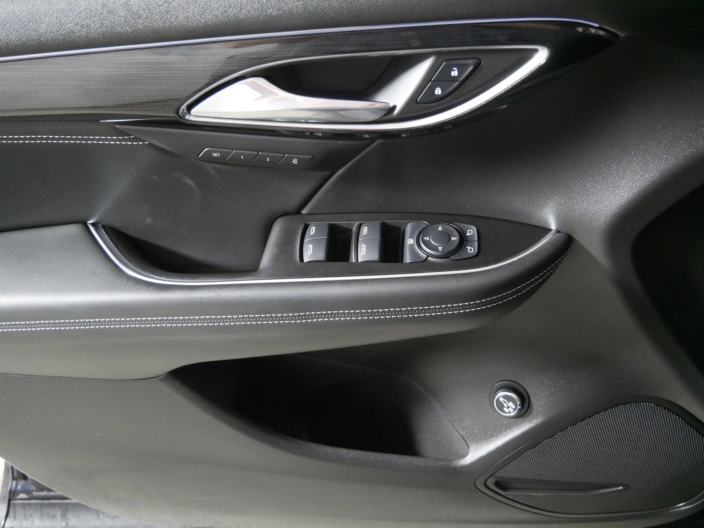 Used 2021 Buick Envision Essence image 19