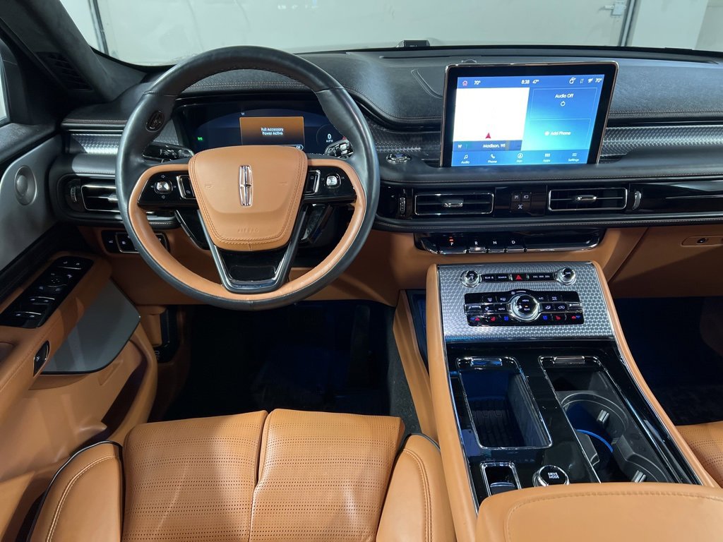 Certified 2023 Lincoln Aviator Black Label w/ Jet Package image 8