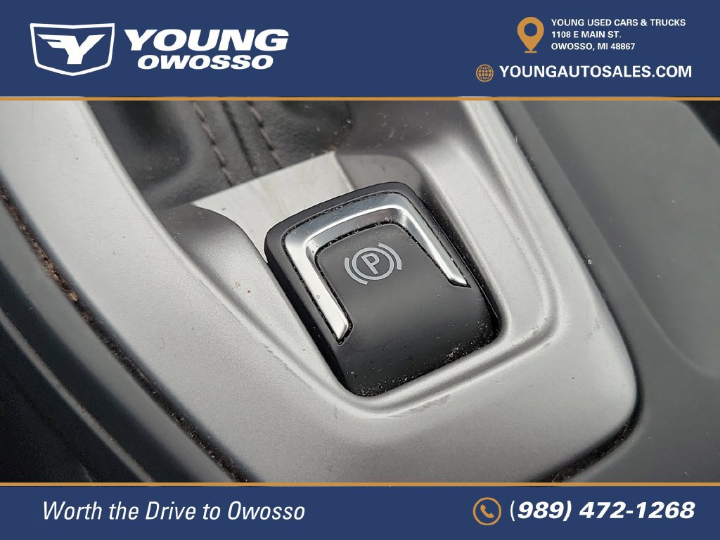 Used 2025 Chevrolet Trax LS w/ LS Convenience Package FWD image 23