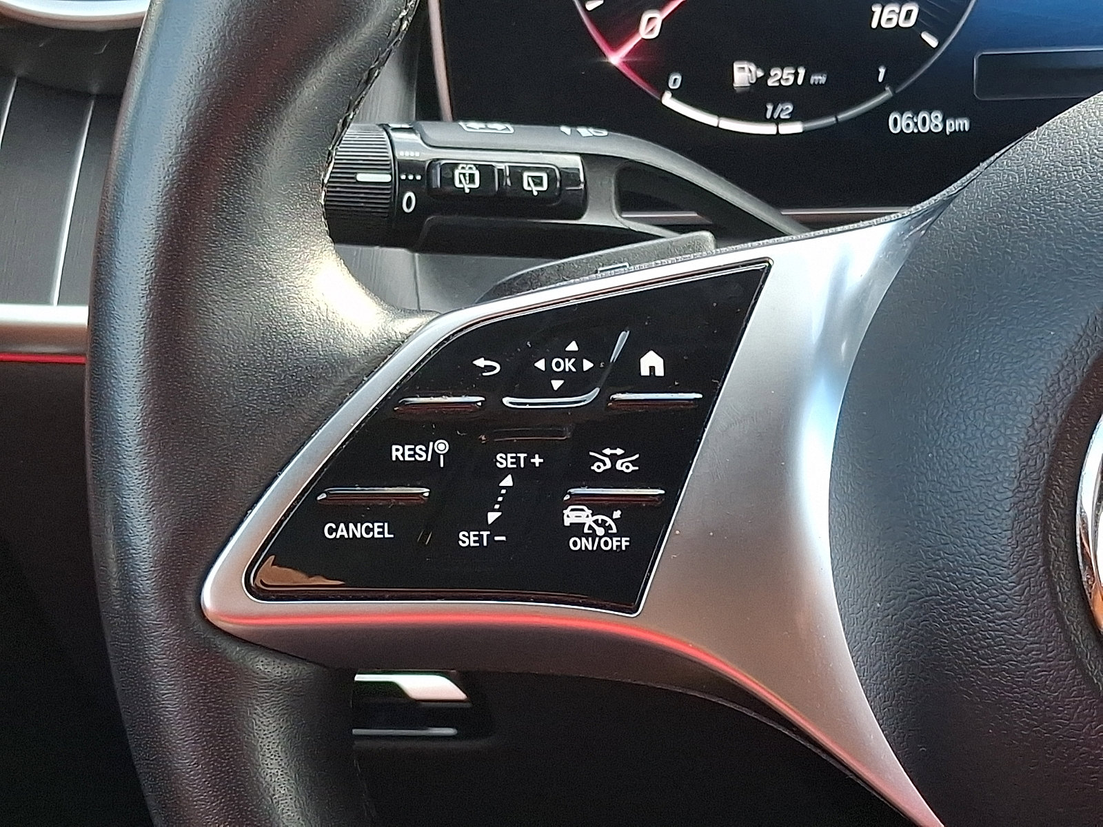 Certified 2023 Mercedes-Benz GLC 300 4MATIC image 22