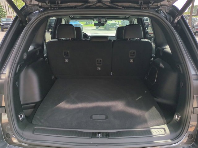 New 2025 Jeep Grand Cherokee Limited w/ Luxury Tech Group II image 13