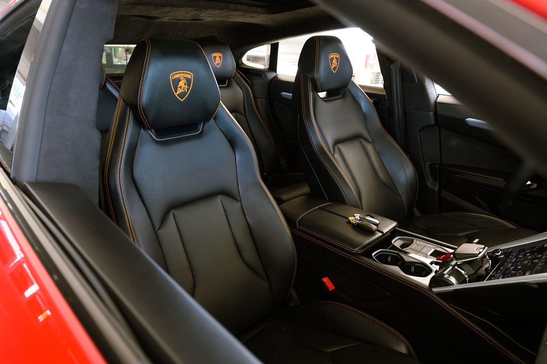 Used 2019 Lamborghini Urus image 34