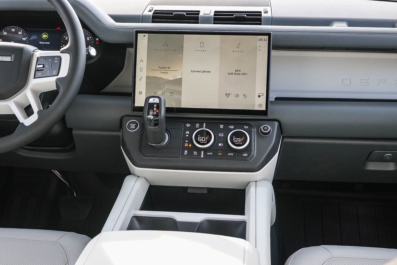 New 2026 Land Rover Defender 110 X-Dynamic SE image 24