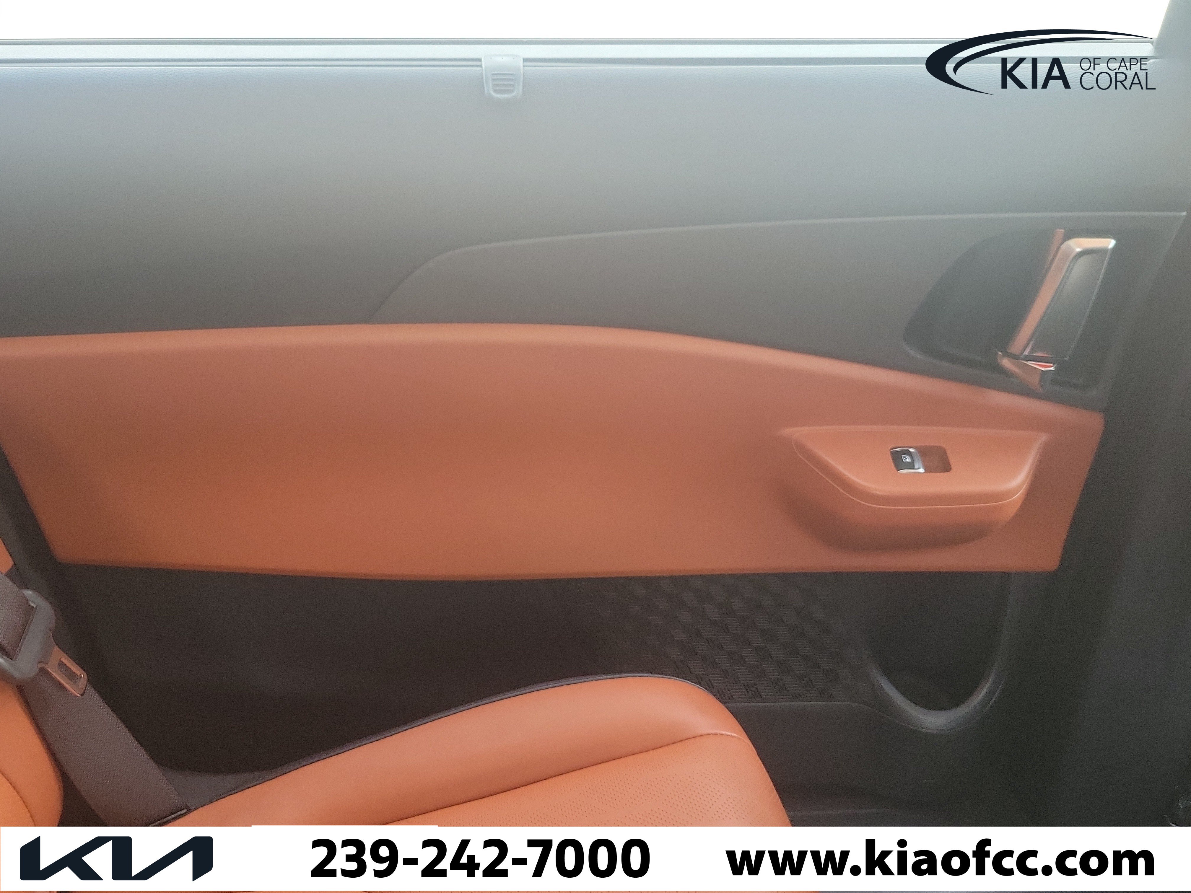 Certified 2025 Kia Carnival EX FWD image 14